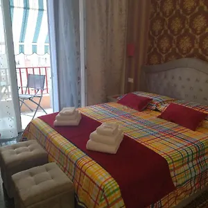 la-casa-di-sonia.hotelitalianriviera.com/
