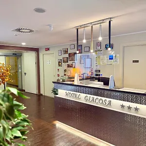 Otel Giacosa