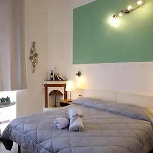 Konukevi Residenza Le Rondini