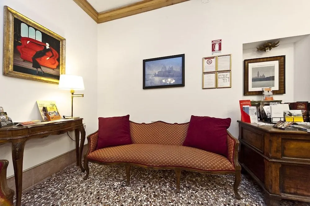 Hotel Alla Fava Venecia 2*,