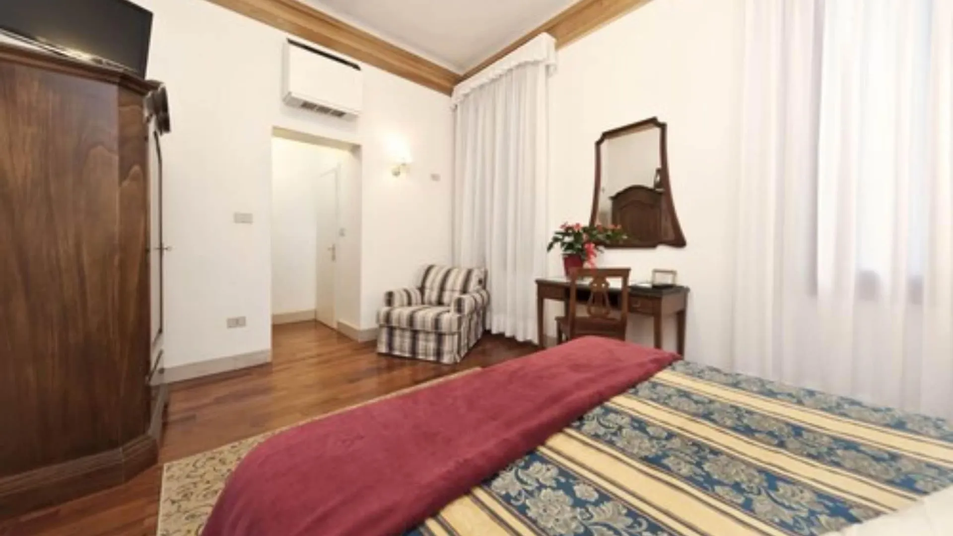 **  Hotel Alla Fava Venecia Italia
